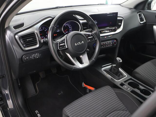 KIA CEE D Ceed Sportswagon 1.5 T-GDi DynamicLine | Navigatie | Parkeercamera | Climate Control | Cruise Control |