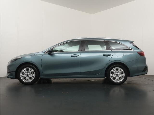 KIA CEE D Ceed Sportswagon 1.5 T-GDi DynamicLine - Apple Carplay/Android Auto - Achteruitrijcamera - Parkeersensoren voor en achter - Adaptieve Cruise Control - Fabrieksgarantie t/m 2032