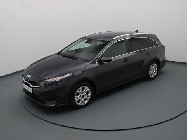 KIA CEE D Ceed Sportswagon 1.5 T-GDi DynamicPlusLine 160pk Camera | Cruise | Stoel-/stuurverw. | Parkeersens. achter | Trekhaak