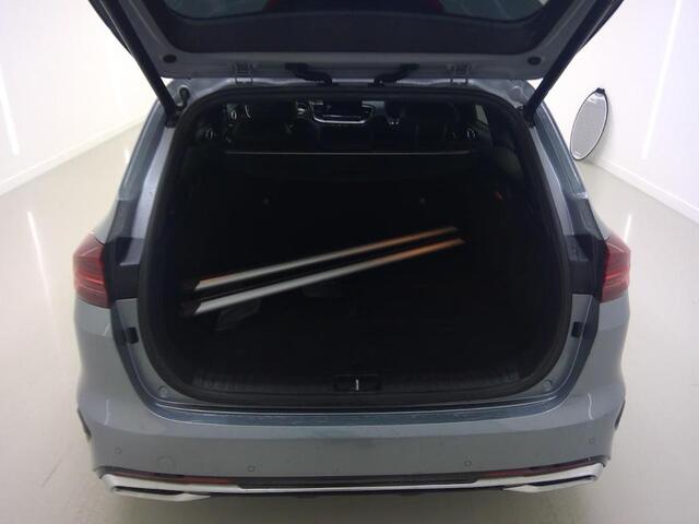 KIA CEE D CEED SPORTSWAGON 1.5 T-GDI GT-PLUSLINE I AUTOMAAT I SCHUIF/KANTELDAK I P-CAMERA I APPLE CARPLAY