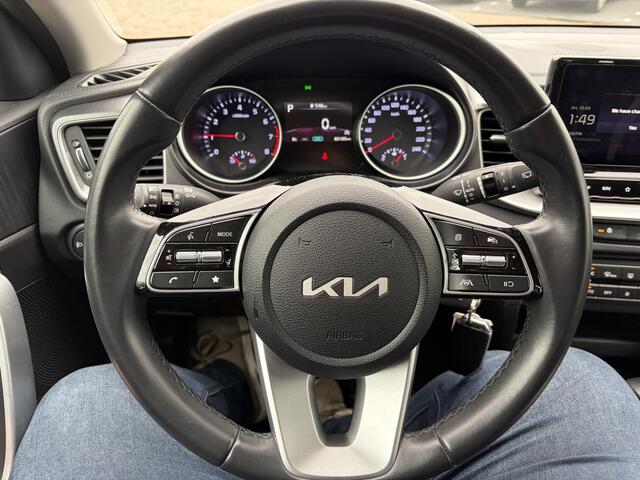 KIA CEE D Ceed Sportswagon BJR 2023 1.0 T-GDi 120 PK MHEV DynamicLine AUTOMAAT | CAMERA | FULL LED | CLIMA | CARPLAY