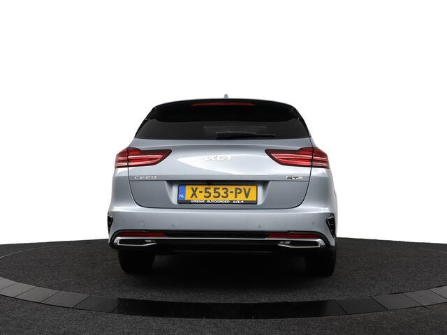 KIA CEE D Ceed 1.0 T-GDi GT-Line Panorama dak - Stoel en stuurwiel verwarming - Android Auto/Apple CarPlay - Elektrische achterklep - Fabrieksgarantie tot 01-2031