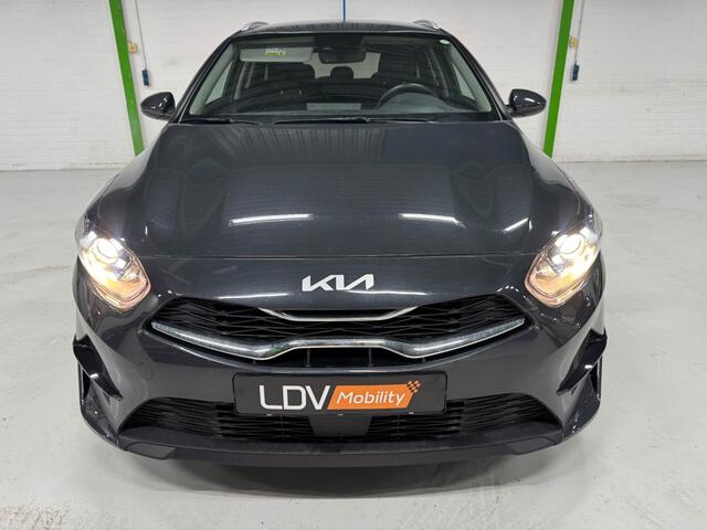 KIA CEE D 1.5 T-GDI Vision Sportswagon / 26429 km / Apple carplay / Stuurverwarming / Boekjes ingevuld aanwezig.