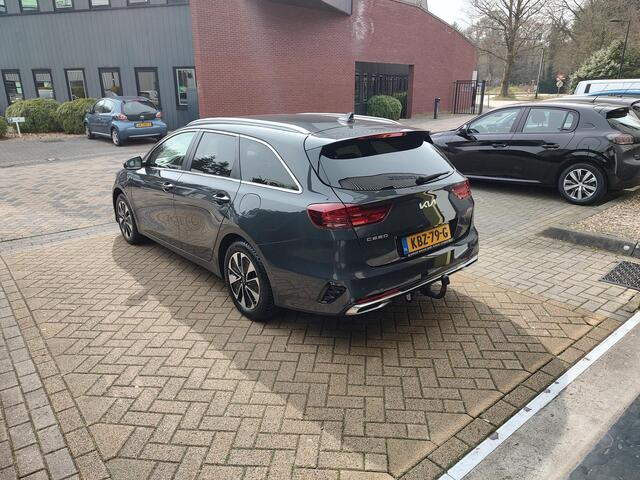 KIA CEE D Ceed Sportswagon 1.6 GDI PHEV DynamicPlusLine Navigatie Stoel/Stuurverwarming Carplay Led Camera