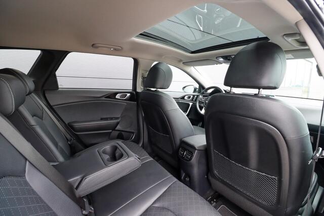 KIA CEE D Ceed Sportswagon 1.6 GDI PHEV ExecutiveLine | Trekhaak | Panoramadak | Leer | Rijklaarprijs - incl.garantie