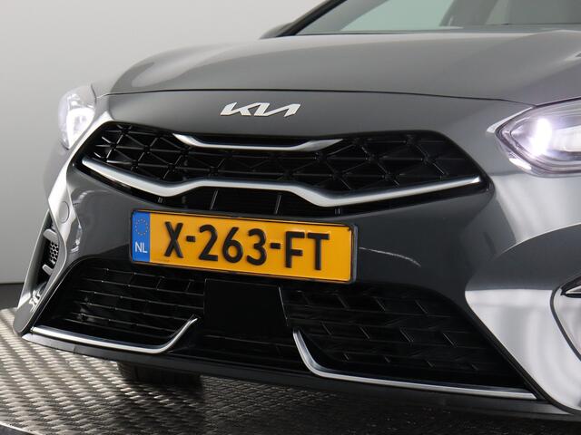 KIA CEE D Ceed Sportswagon 1.5 T-GDi GT-Line NIEUWSTAAT (NL-Auto / Pano / Stoel-Stuurverw. / Elek. achterklep)