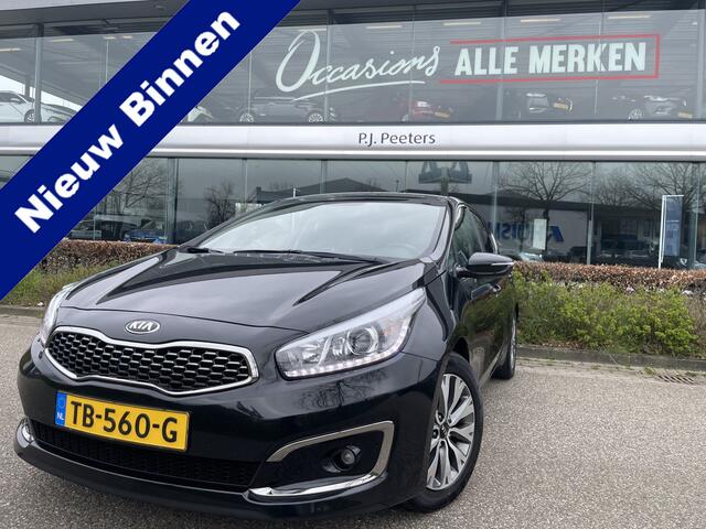 KIA CEE D cee'd 1.6 GDI DynamicLine Achteruitrijcamera - Apple carplay - Trekhaak afneembaar - Parkeersensor achter - Cruise control - Bluetooth - Elektrische ramen - Led verlichting - Radio - Stuur multifunctioneel - Stuur leder - Start/stop systeem - Licht metale