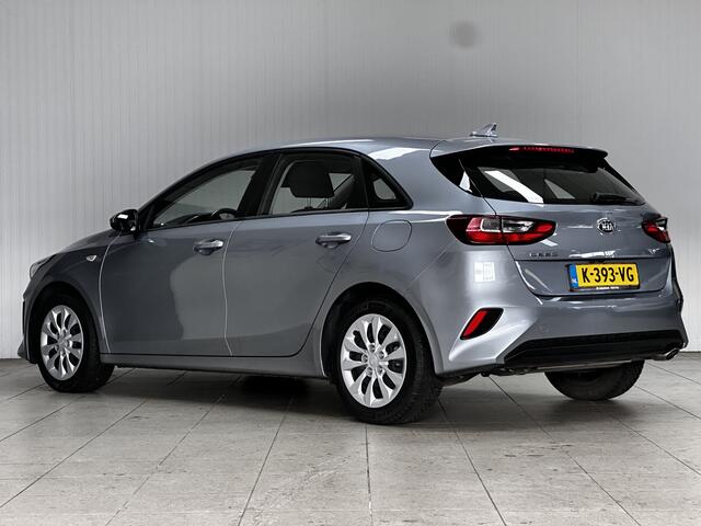 KIA CEE D Ceed 1.0 T-GDi Comfortline/ Camera/ Apple+Android/ DAB+/ Airco/ Navi/ Cruise/ Bluetooth/ Multi.LEDER.Stuur/ Elek.Pakket/ Isofix/ Metallic Lak.