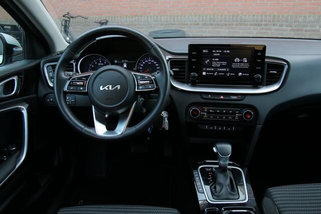 KIA CEE D Ceed Sportswagon 1.5 T-GDi MHEV Dyn+L