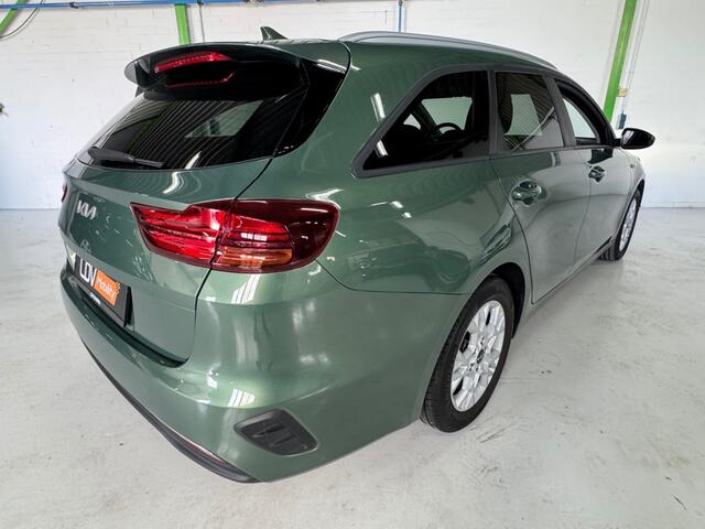 KIA CEE D 1.0 T-GDI DYNAMIC-LINE / AFNBARE TREKHAAK / 24668 km / Dealer onderhouden / Apple carplay / Documentatie aanwezig.