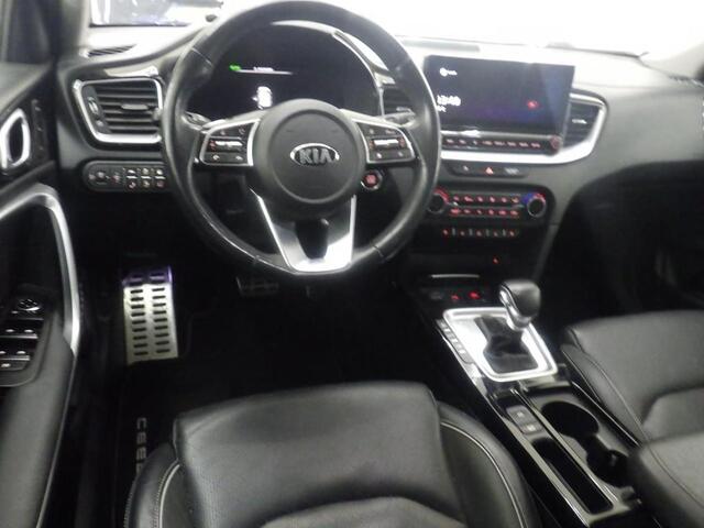 KIA CEE D CEED SPORTSWAGON 1.6 GDI PHEV EXECUTIVELINE I AUTOMAAT I P-CAMERA I SCHUIF/KANTELDAK I APPLE CARPLAY