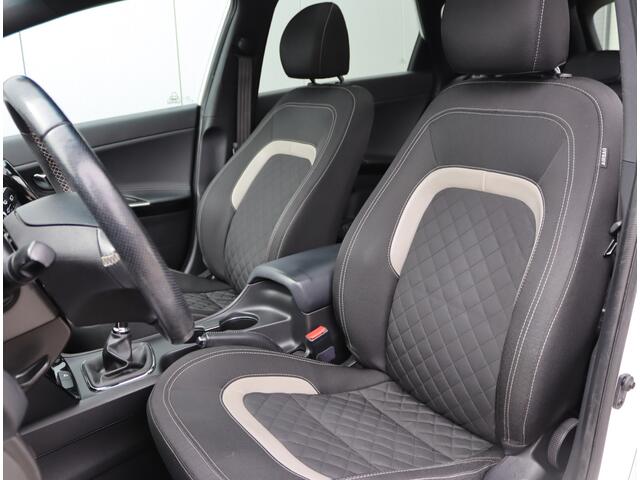 KIA CEE D cee'd Sportswagon 1.0 T-GDi GT-Line | Panoramadak | Camera | Org. NL