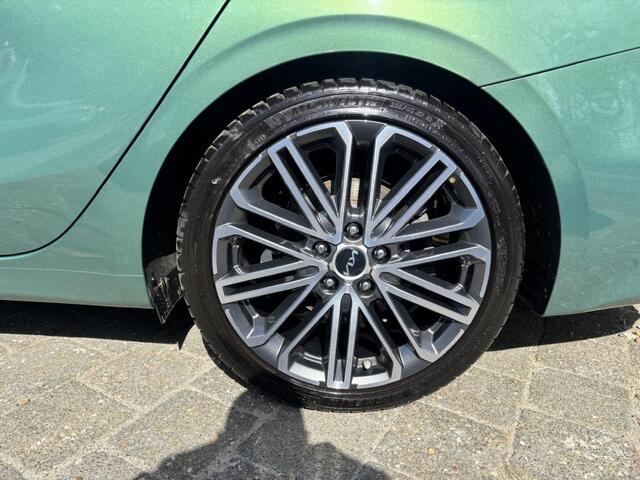 KIA CEE D 1.5 T-GDI GT-PLUSL.**nieuwstaat//18inch//DAB**