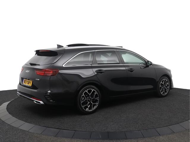 KIA CEE D Ceed Sportswagon 1.5 T-GDi GT-Line - Climate Control - Cruise Control - Schuif/Kanteldak - Stoel/Stuurverwarming- Navigatie- Apple Carplay/Android Auto Fabrieksgarantie 04-2032 of 150.000 km