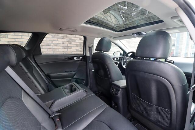KIA CEE D Ceed Sportswagon 1.6 GDI PHEV ExecutiveLine | Panoramadak | Adaptieve cruise | Rijklaarprijs - incl.garantie