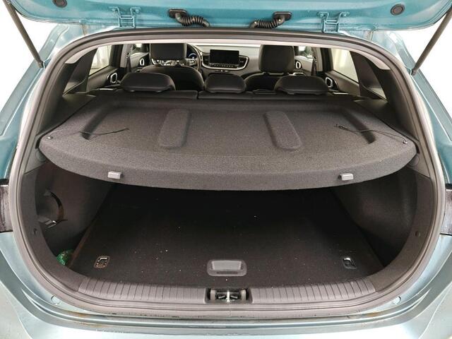 KIA CEE D Ceed 1.5 T-GDi DynamicPlusLine | 28000 KM | 140 PK | Virtual Cockpit | Navigatie | Stuurwielverwarming | WORDT VERWACHT!