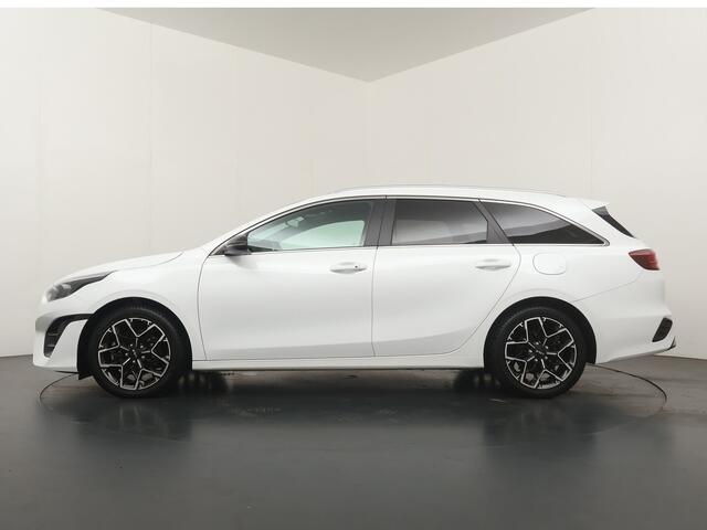KIA CEE D Ceed Sportswagon 1.5 T-GDi GT-Line Navigatie - Achteruitrijcamera - Cruise Control - Apple & Android Carplay - Virena Zekerheidspakket ¤895,-