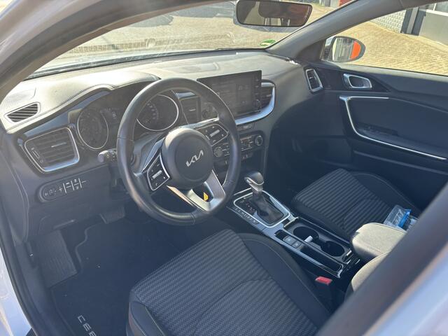 KIA CEE D Ceed 1.5 T-GDi DynamicPlusLine / Applecarplay/Android Auto / Stoel en Stuurverwarming / Cruise Control /