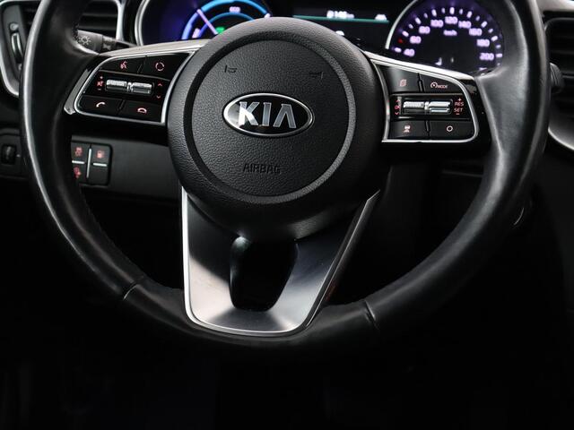 KIA CEE D Ceed 1.6 GDI PHEV DynamicPlusLine | Trekhaak | Stoelverwarming | Adaptive cruise | Camera | Carplay | Half leder | Full LED | Keyless | File Assistent | Navigatie | Plug In