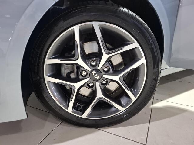 KIA CEE D Ceed Sportswagon 1.0 T-GDi GT-Line Stoel en Stuur verwarming, Schuif kantel dak, Apple Carplay/Android Auto, Navigatie, Camera.