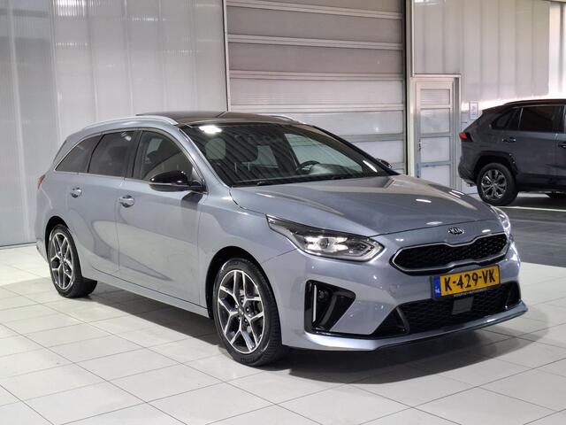 KIA CEE D Ceed Sportswagon 1.0 T-GDi GT-Line Stoel en Stuur verwarming, Schuif kantel dak, Apple Carplay/Android Auto, Navigatie, Camera.
