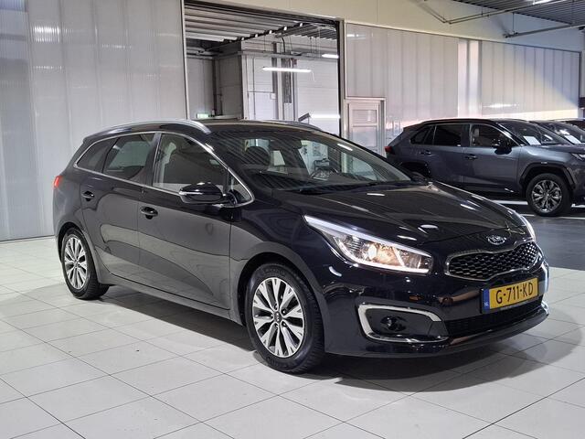KIA CEE D cee'd 1.0 T-GDi DynamicLine Trekhaak, Navigatie, Camera.