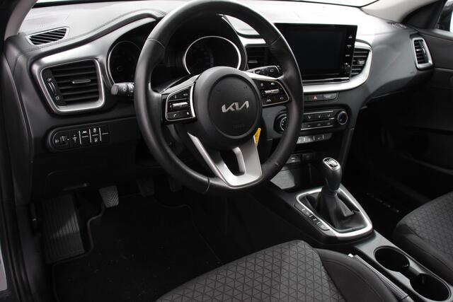 KIA CEE D Ceed 1.0 T-GDi Comfort Navigatie Apple Carplay / Android Auto Camera DAB Airco Stoelverwarming Cruise Control