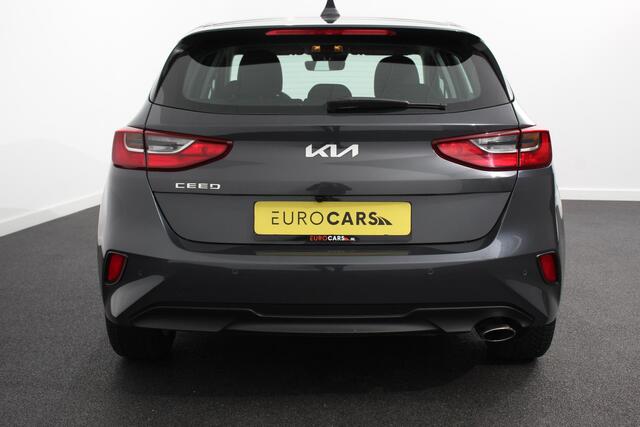 KIA CEE D Ceed 1.0 T-GDi Comfort Navigatie Apple Carplay / Android Auto Camera DAB Airco Stoelverwarming Cruise Control