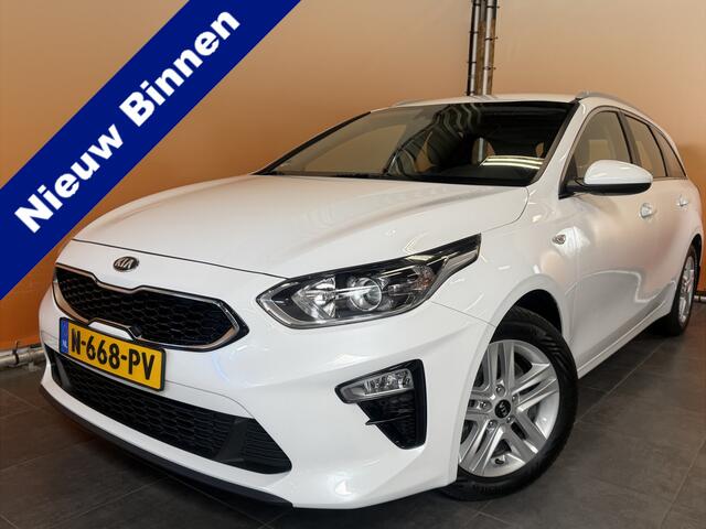 KIA CEE D Ceed Sportswagon 1.5 T-GDi MHEV DynamicLine carplay navi | cruise control | camera