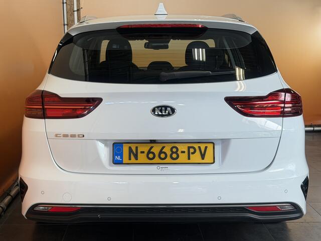 KIA CEE D Ceed Sportswagon 1.5 T-GDi MHEV DynamicLine carplay navi | cruise control | camera