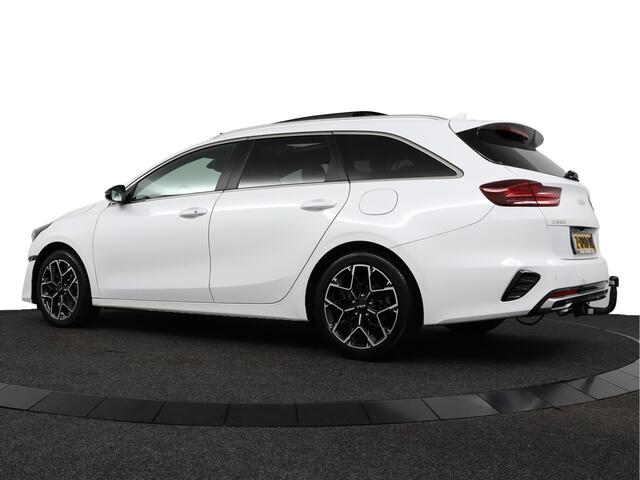 KIA CEE D Ceed Sportswagon 1.5 T-GDi GT-Line Apple Carplay/Android Auto - Cruise Control - Dodehoekdetectie - Panorama Dak - Navigatie - Stoel/Stuurverwarming -