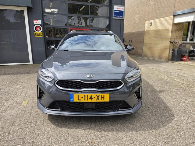 KIA CEE D Ceed Sportswagon 1.0 T-GDi GT-Line Business Edition / Airco clima/ Navigatie/ Cruise/ Camera/ PDC/ Apple carplay/ LED/ Pano dak/ LMV