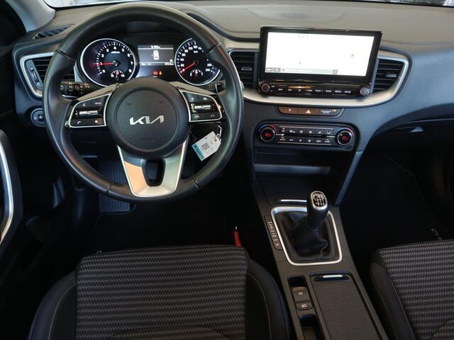 KIA CEE D Ceed 1.0 T-GDi DynamicL. CAMERA / APPLE CARPLAY / ANDROID AUTO