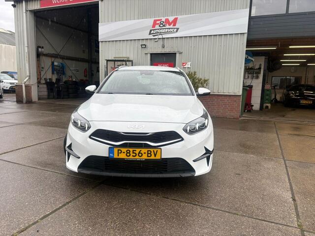 KIA CEE D Ceed Sportswagon 1.0 T-GDi DynamicLine Dealer ondh, Clima, cruise, camera, carplay