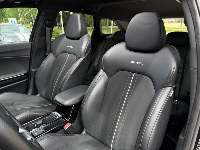 KIA CEE D Ceed Sportswagon 1.5 T-GDi GT-Line / Automaat / Keyless / Carplay / Schuif- Kanteldak / 17'' LM /