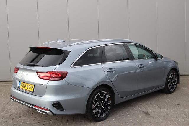 KIA CEE D Ceed Sportswagon 1.5 T-GDi 140PK Automaat GT-Line 11-2025!/Navigatie/Adapt.-cruise/Keyfree/Winter-pack