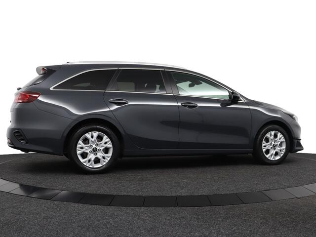 KIA CEE D Ceed Sportswagon 1.5 T-GDi MHEV DynamicPlusLine - Automaat - Adaptief Cruise control - Stoel verwarming - Stuurwiel verwarming - Fabrieksgarantie tot 06-2030