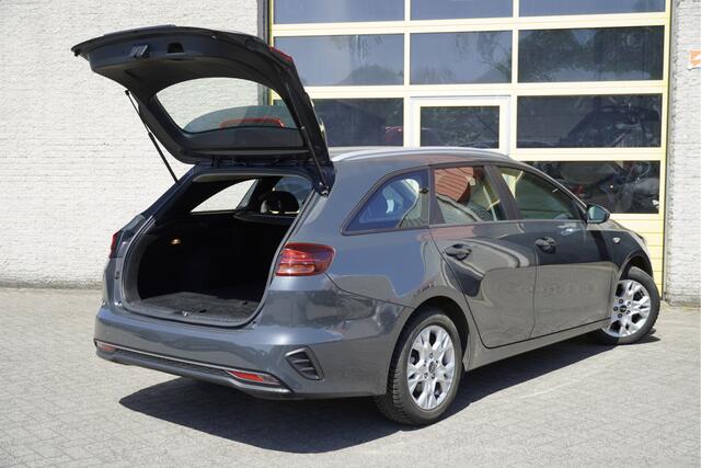 KIA CEE D Ceed Sportswagon 1.0 T-GDi ComfortLine BJ2022 Lmv 16" | Led | Achteruitrijcamera | App-Connect | Climate control | Cruise control | Getint glas