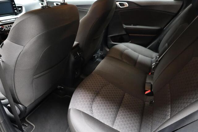 KIA CEE D Ceed Sportswagon 1.5 T-GDi DynamicLine CARPLAY CAMERA STOEL-STUURVERW. CRUISE DAB LANE-ASSIST HILD-HOLD CLIMA NAVI CRUISE PDC LMV