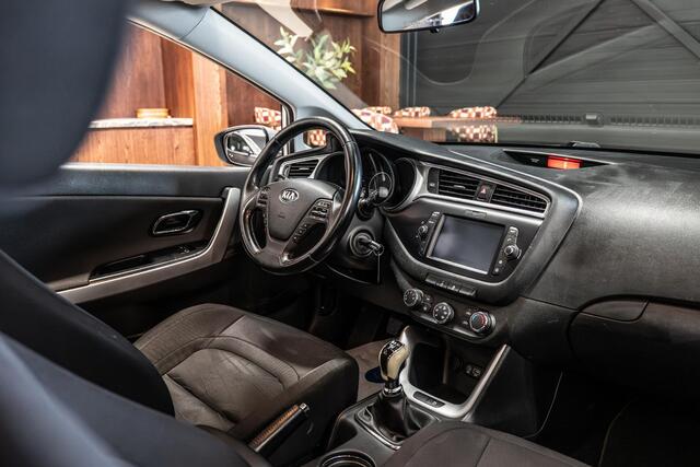 KIA CEE D cee'd Sportswagon 1.0 T-GDi ComfortPlusLine Navigator 1e eigenaar | Dealer Onderhouden