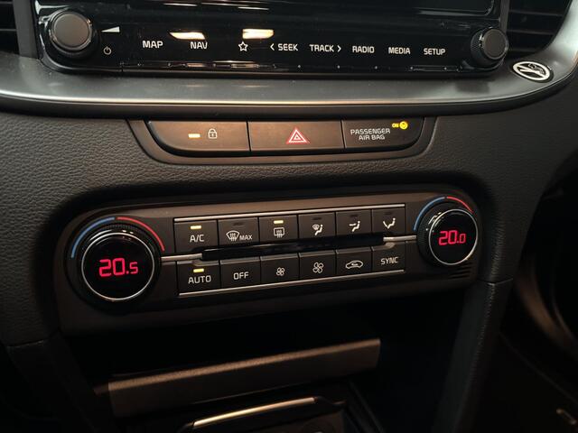 KIA CEE D Ceed 1.5 T-GDi DynamicLine
