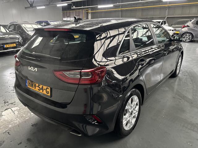 KIA CEE D Ceed 1.5 T-GDi DynamicLine