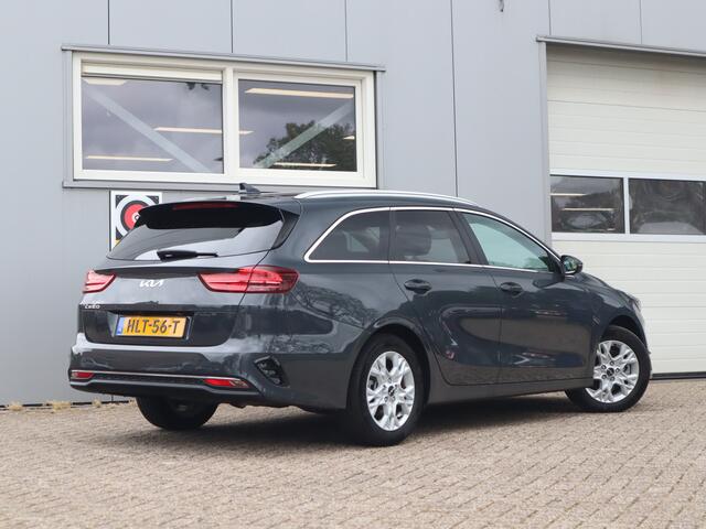 KIA CEE D Ceed Sportswagon 1.5 T-GDi DynamicPlusLine Stoel & Stuurverwarming / Camera / Full Led / Keyless