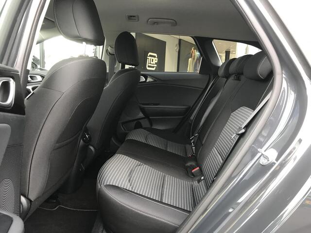 KIA CEE D Ceed Sportswagon 1.5 DynamicPlusLine 7 JAAR GARANTIE