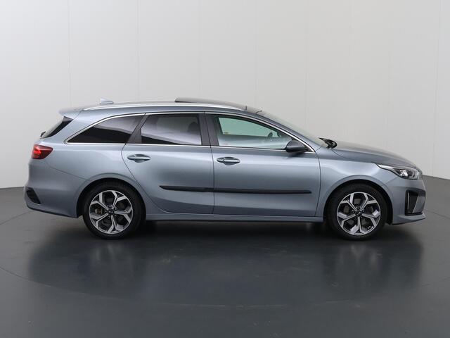 KIA CEE D Ceed Sportswagon 1.6 GDI PHEV ExecutiveLine | Trekhaak | Panoramadak | Elekt. Stoelverstelling met geheugen | Stoelventilatie | Stoel/Stuurwielverwarming |