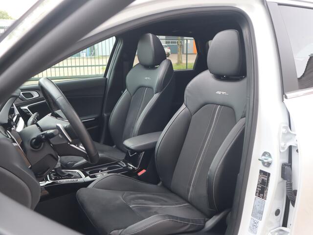 KIA CEE D Ceed Sportswagon 1.5 T-GDi GT-Line / Pano / Half Leder / Pilot Assist / Stoel & Stuurverwarming