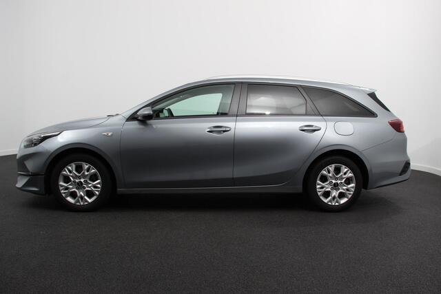 KIA CEE D Ceed Sportswagon 1.0 T-GDi Prestige Navigatie Apple Carplay/Android Auto Climate Control Camera Dab Cruise Control Lichtmetalen Velgen
