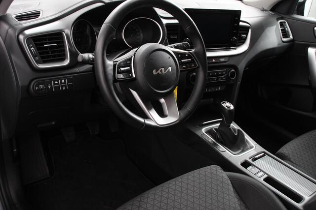 KIA CEE D Ceed Sportswagon 1.0 T-GDi Prestige Navigatie Apple Carplay/Android Auto Climate Control Camera Dab Cruise Control Lichtmetalen Velgen
