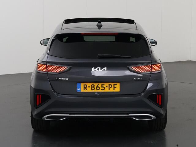 KIA CEE D Ceed 1.5 T-GDi GT-Line | Trekhaak | Panoramadak | LED Koplampen | Stoel/Stuurverwarming | Keyless Go | Dodehoekdetectie