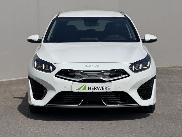 KIA CEE D Ceed Sportswagon 1.6 GDI PHEV DynamicLine / Fabrieksgarantie tot 1-2030 / Dealer Onderhouden / Trekhaak Afneembaar / Adaptieve Cruise / Navigatie via Apple Carplay & Android Auto / Keyless / Elektr. Klep /